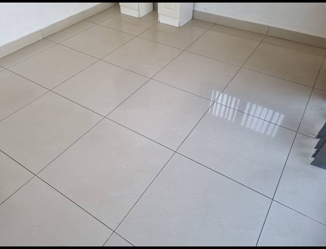 1.5 BEDROOM APARTMENT TO LET IN SOMERSET PARK